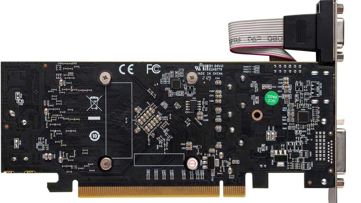 法国队捧起 法国队捧起